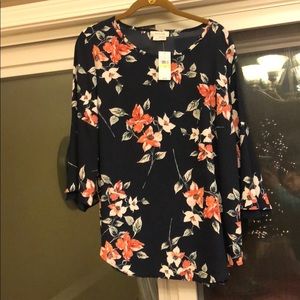 Vanheusen baby blue floral top